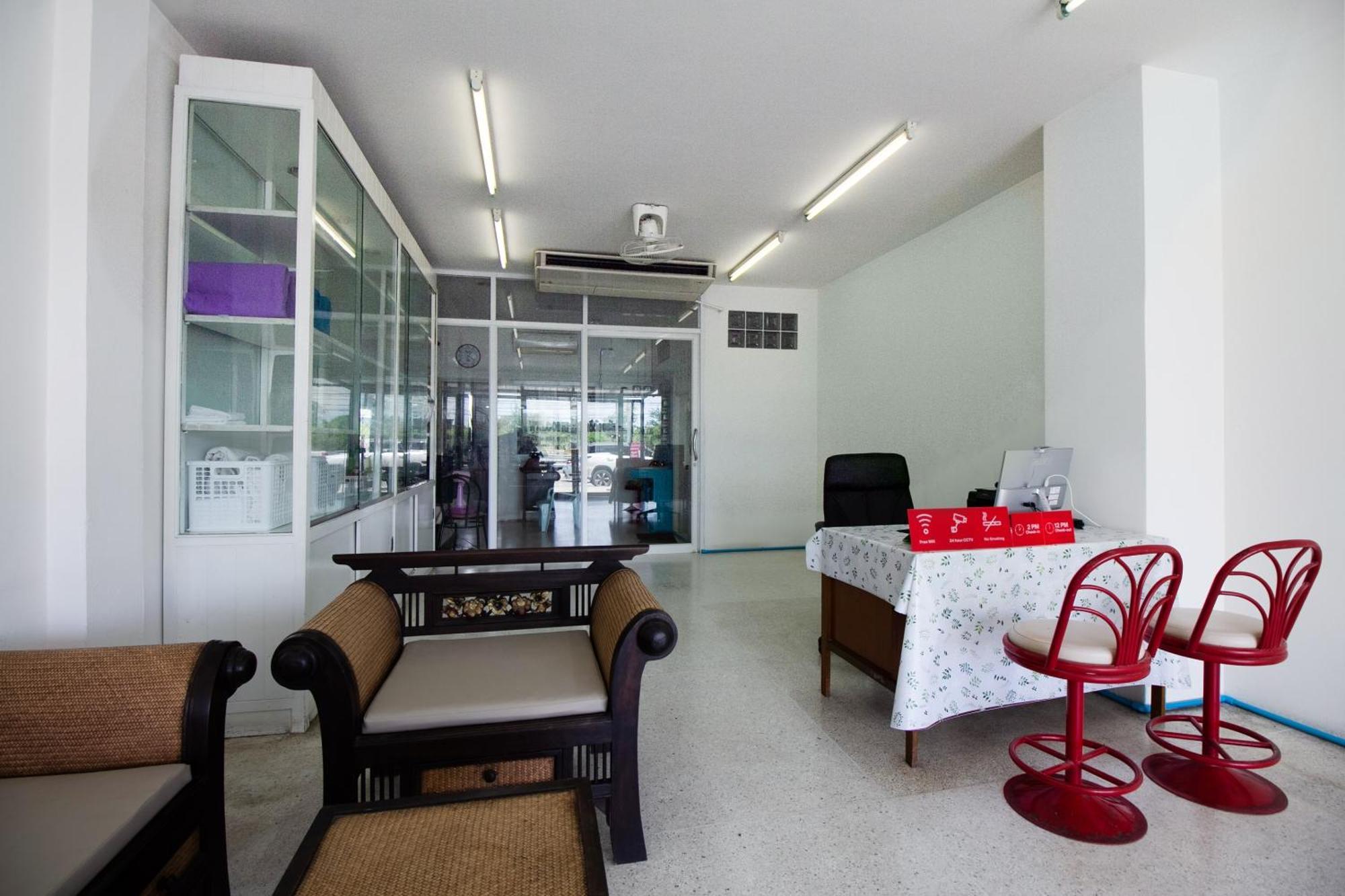 Sabai Place HHQ Esterno foto